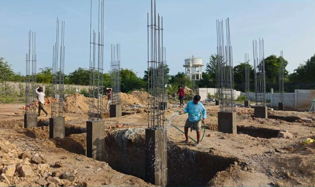 పునాదులు, ఇనుప స్తంభాల పని